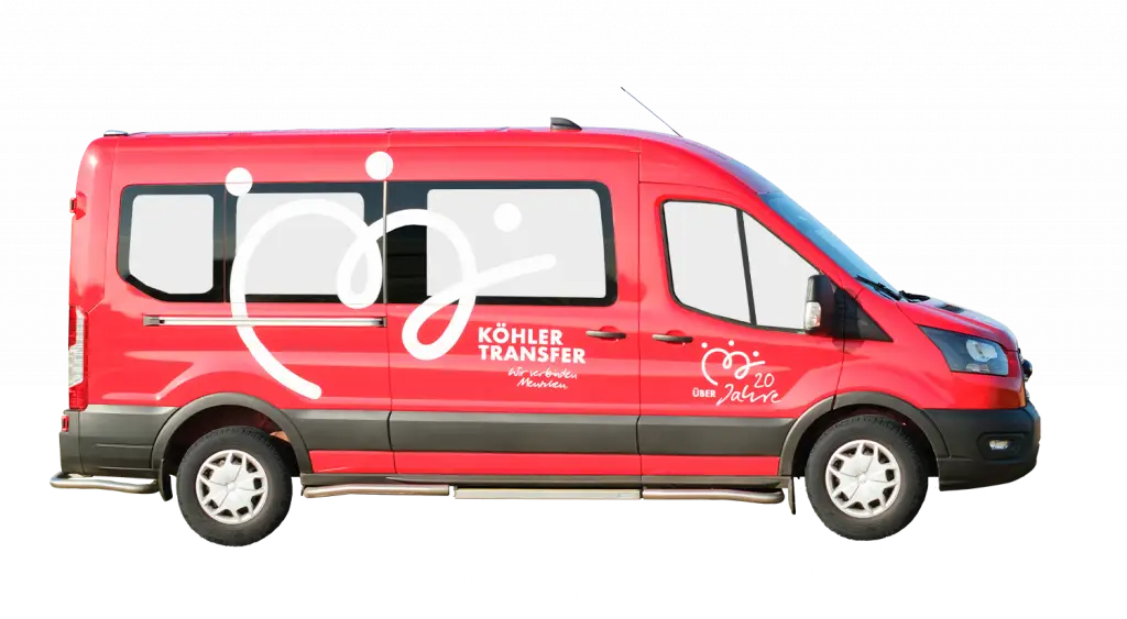 Roter Ford Transit Tribus von Köhler Transfer mit Sonderausstattung in Seitenansicht